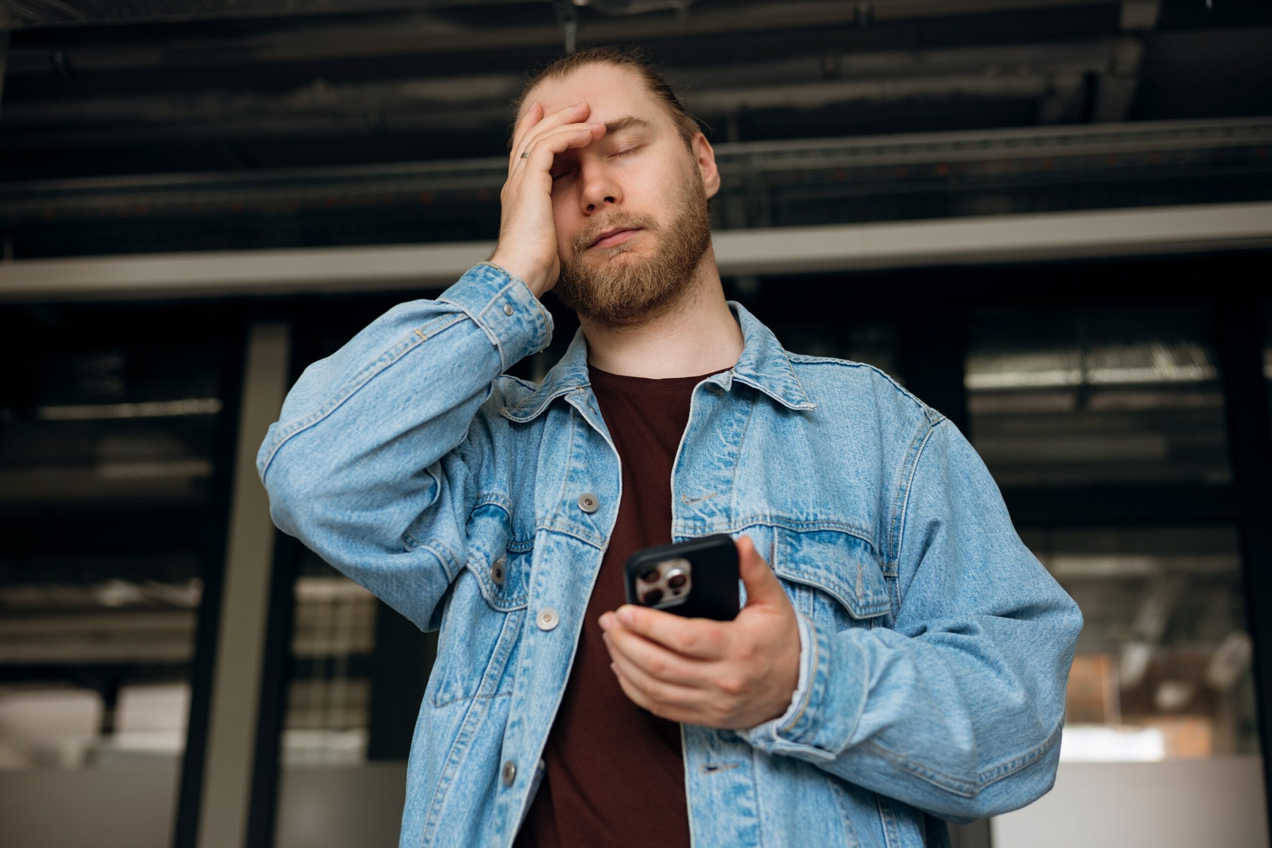 Modern Anxiety: Social Media, FOMO, Comparison & Mental Health